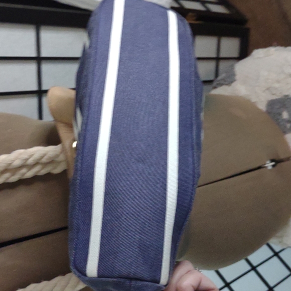 Tommy Bahama rope handle Bag 🍍 - Picture 3 of 9